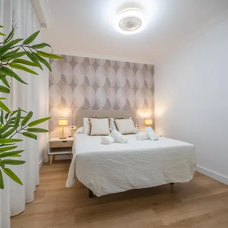 Apartment Prensa & Courtyard By Ele